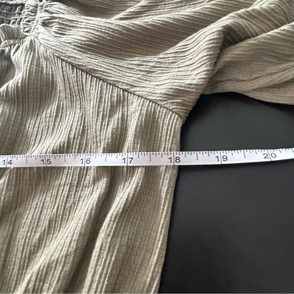 Old Navy Boho Short Sleeve Women Tops Shirts Lot of 2 Olive Green & Red Sz XL - Picture 6 of 7